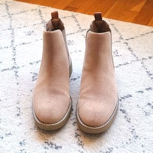 Matt & Nat tan work boots.